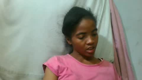 Snapshot of lydie856696 chatting on 06.12.26 lydie856696 online show from 06.12.26
