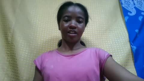 Snapshot of lydie856696 chatting on 07.05.26 lydie856696 online show from 07.05.26