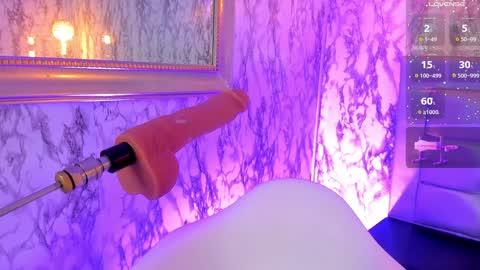 Lyen Rae  online show from 12.18.24