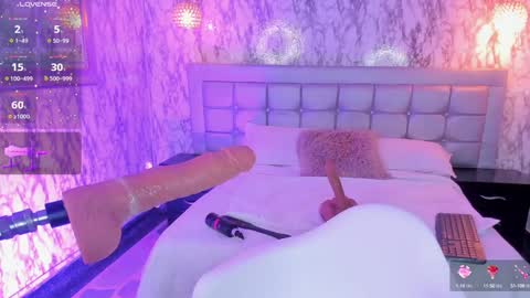 Lyen Rae  online show from 01.01.25