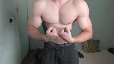 Snapshot of lyg7 chatting on 09.25.25 Gothdaddy online show from 09.25.25