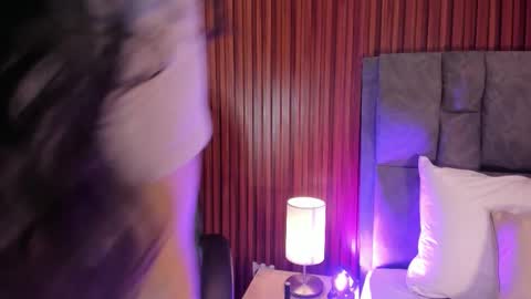 Lyhana Lee online show from 10.28.25