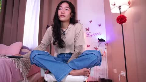 Snapshot of lyhana_lee chatting on 05.22.26 Lyhana Lee online show from 05.22.26