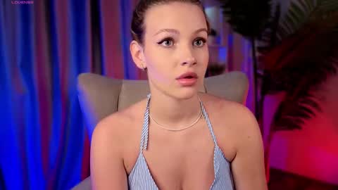 Snapshot of lykava chatting on 09.12.25 simply Eliza online show from 09.12.25