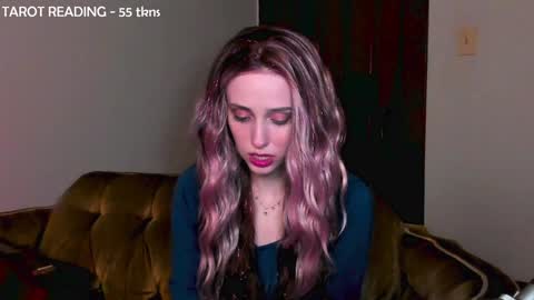 LylacDoll online show from 12.20.24