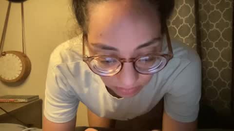 Snapshot of lylajades chatting on 02.06.25 Olivia online show from 02.06.25