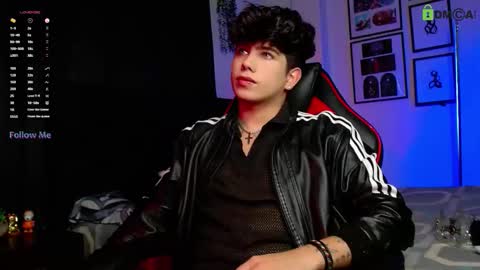 Snapshot of lylebennett_ chatting on 11.16.25 Lyle Bennett Freelance Model online show from 11.16.25