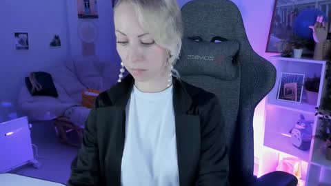 Lylith Skye NO NUDE model online show from 02.06.25