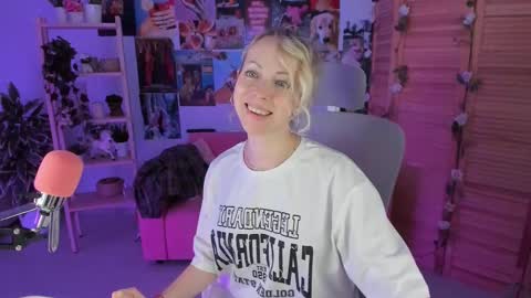 Lylith Skye NO NUDE model online show from 02.23.25