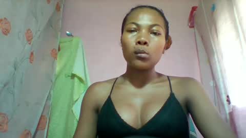 lyndah19 online show from 02.20.26