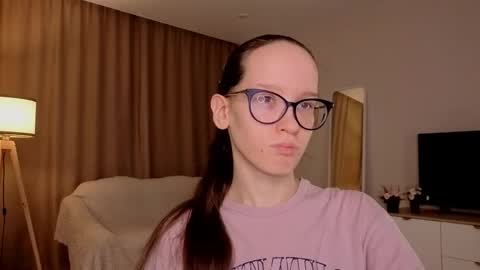 Sara online show from 04.12.26