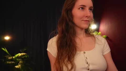 Lynn online show from 10.14.25