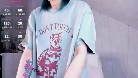 Lynn online show from 12.18.25