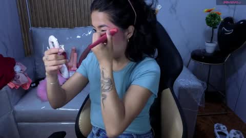 lynn_turner_ online show from 04.01.26