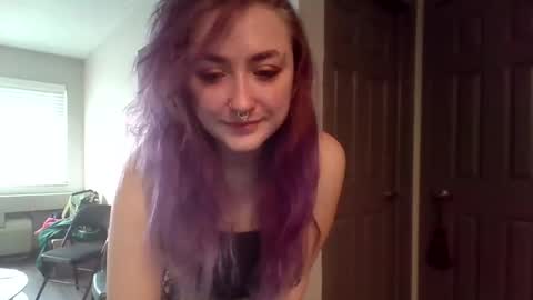 Lynn  online show from 02.28.26