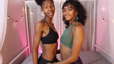 Lynx and Sun  online show from 11.07.25