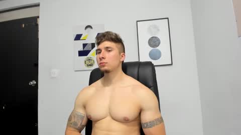 Lyonel online show from 12.23.24