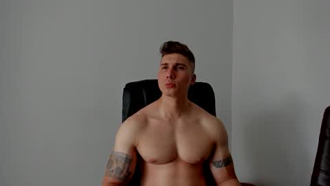 Lyonel online show from 12.04.25