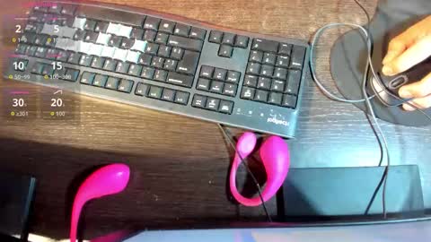 lyrafrost5 online show from 02.15.26