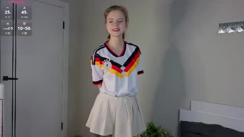 Julie online show from 06.19.26