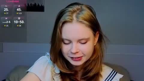 Snapshot of lyucy chatting on 08.06.26 Julie online show from 08.06.26