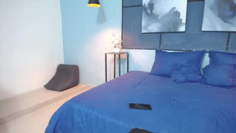 lyz_big_tits online show from 01.18.25