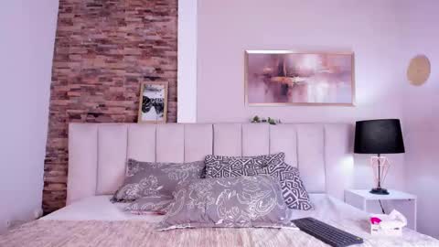 Lizzy smith  online show from 10.24.25