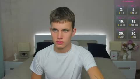m0neyken_ online show from 07.24.26
