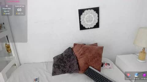 Snapshot of m1lk_choc chatting on 12.01.25 Mila online show from 12.01.25