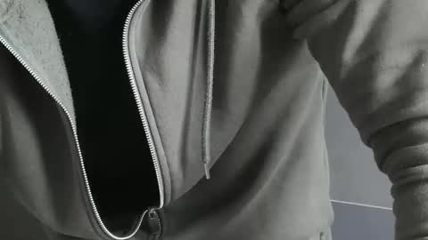 m4dh4tter24 online show from 04.29.26