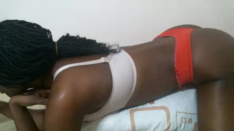 maars_mimi online show from 10.14.25