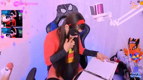 Snapshot of maca_rena_ chatting on 10.30.25 MacarenaIndependent model online show from 10.30.25