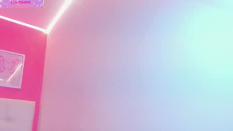 macarena_05_ online show from 11.14.25