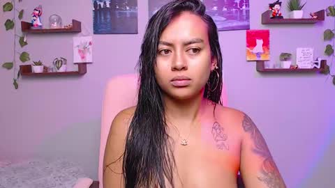 Macey Elliot Modelo Independiente online show from 02.11.25