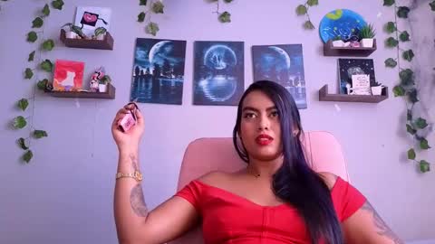 Macey Elliot Modelo Independiente online show from 11.22.25