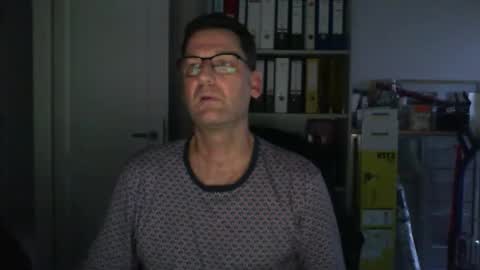 macfly67 online show from 02.08.26