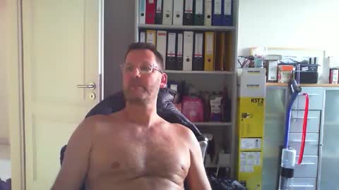 macfly67 online show from 04.09.26