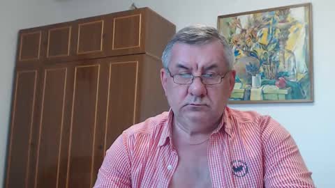 Snapshot of machomale3 chatting on 02.15.25 Macho online show from 02.15.25