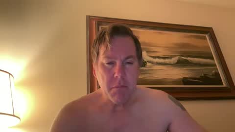 xStraightEdgex online show from 03.05.25