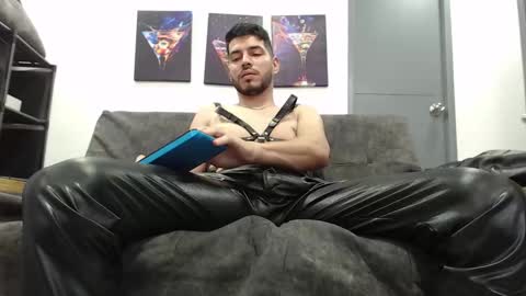 instagram mackdanielsx online show from 11.21.25