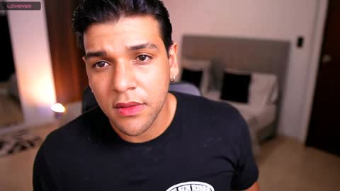 Snapshot of mack_demon chatting on 12.08.24 Mack online show from 12.08.24