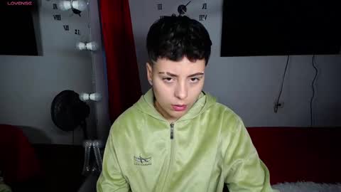 MACKENZIE CAMERON online show from 02.06.25