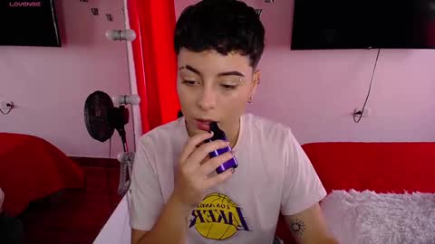 MACKENZIE CAMERON online show from 02.06.25