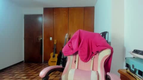 Snapshot of madam_sativa chatting on 02.28.26 di online show from 02.28.26