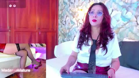 Snapshot of madame_angelic_1 chatting on 11.27.25 Madam Angelic online show from 11.27.25