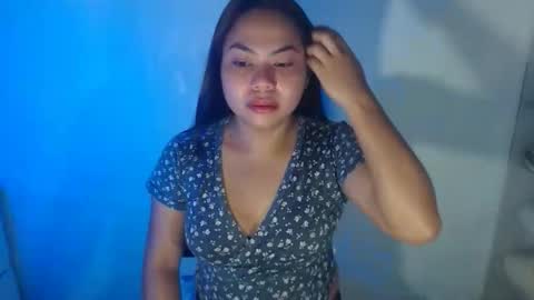 Snapshot of madame_ivy chatting on 05.15.26 Ivy online show from 05.15.26