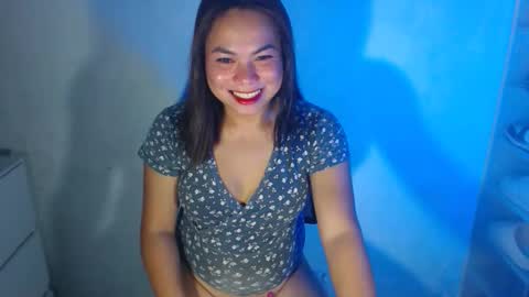 Snapshot of madame_ivy chatting on 05.20.26 Ivy online show from 05.20.26