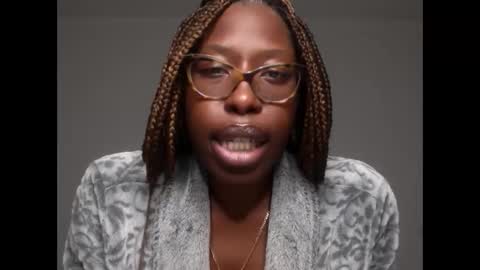 YourMadamIndigo online show from 01.05.25