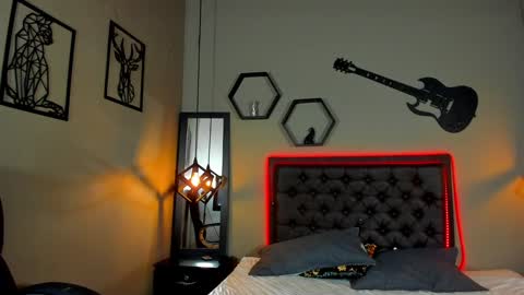 Snapshot of maddiiebrooks chatting on 12.14.24 Maddie online show from 12.14.24