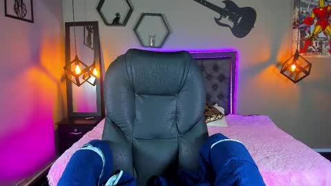 Maddie online show from 03.01.25